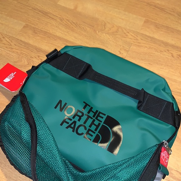 NWT The North Face Base Camp Duffel - Medium Green - Picture 9 of 10